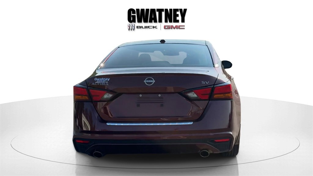 2023 Nissan Altima 2.5 SV photo 5