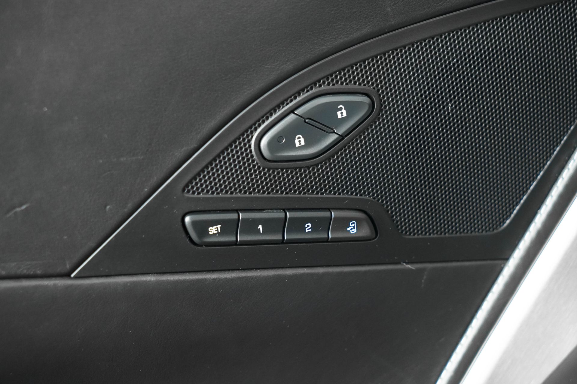 2014 Chevrolet Corvette Stingray Base 3LT photo 21