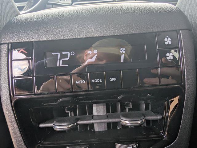 2025 Jeep Grand Cherokee Laredo X photo 29