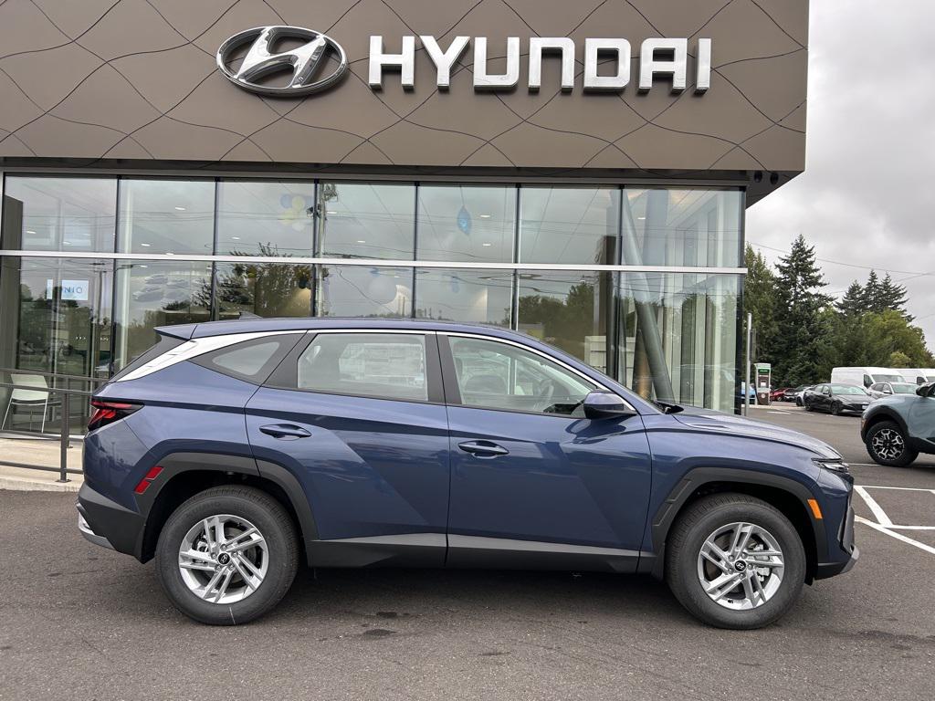 2025 Hyundai Tucson SE photo 5
