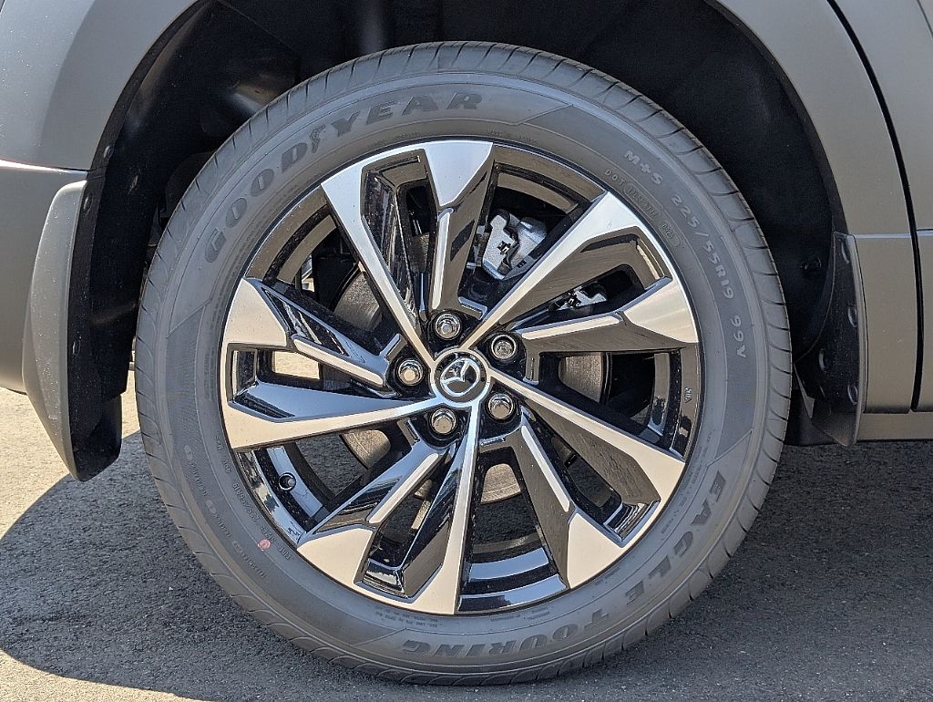 2025 Mazda CX-50 Premium Plus photo 13