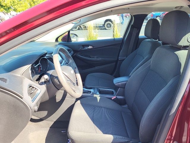 2018 Chevrolet Cruze LT photo 8