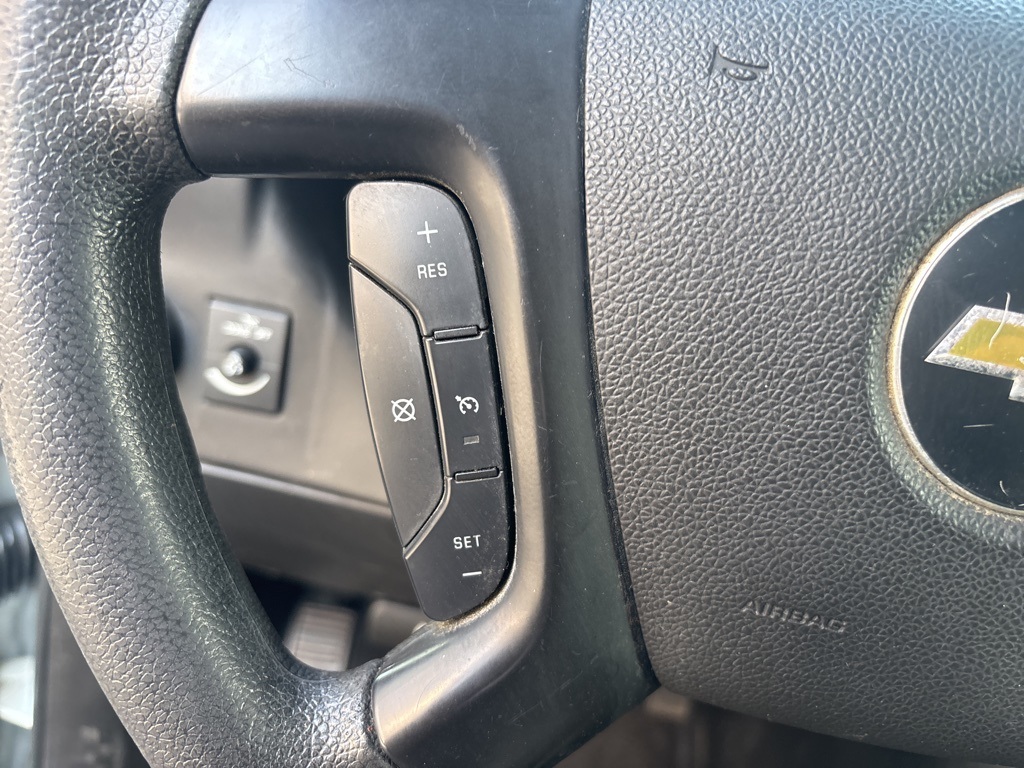2016 Chevrolet Express 3500 Passenger Van photo 22
