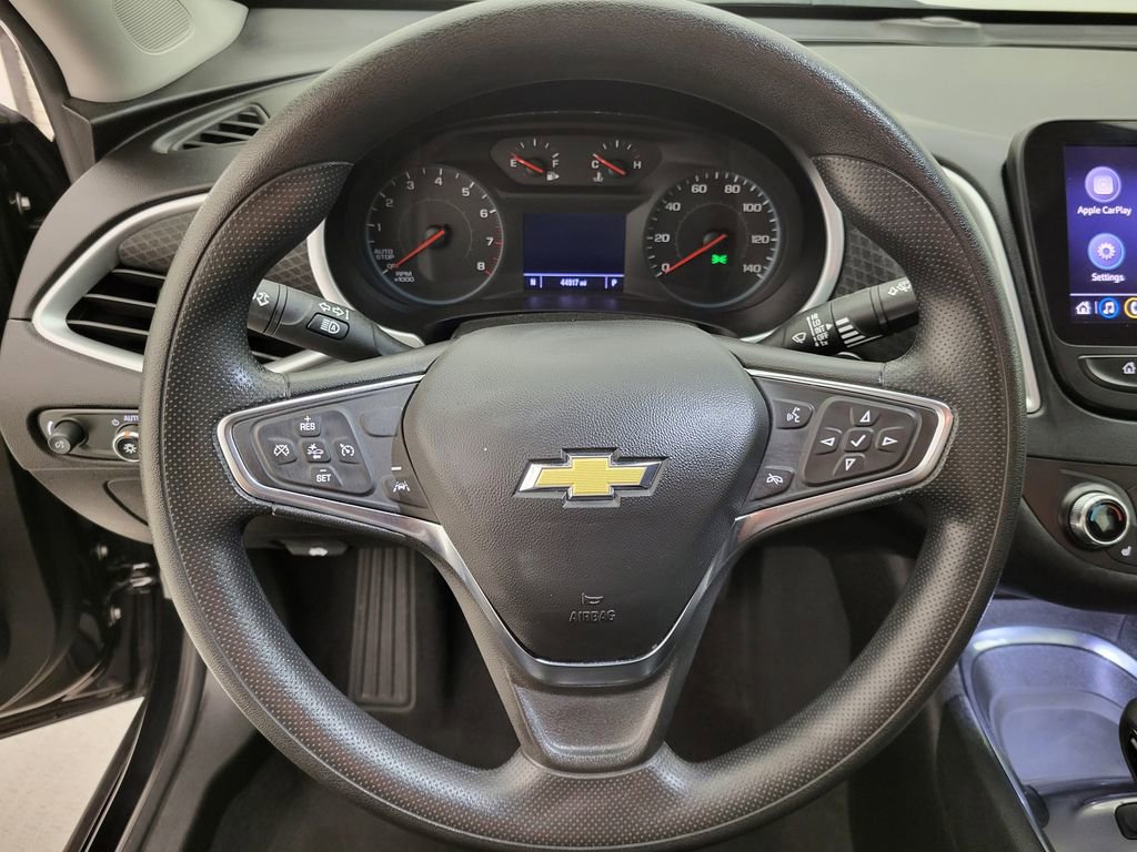 2024 Chevrolet Malibu 1LT photo 3