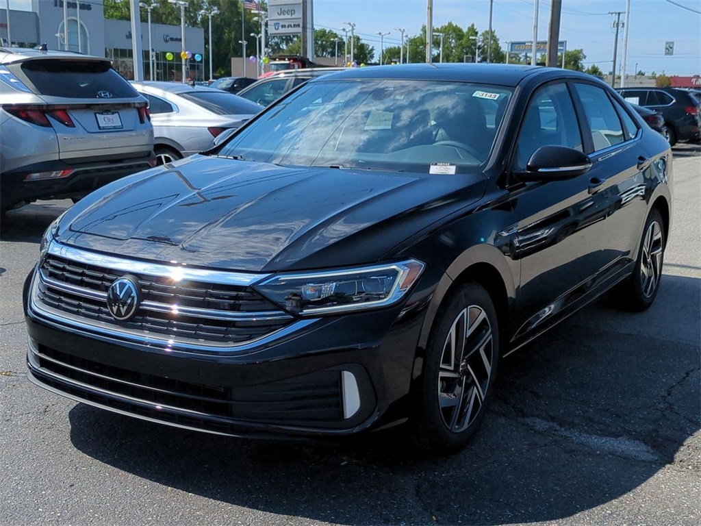 2024 Volkswagen Jetta 1.5T SEL photo 3