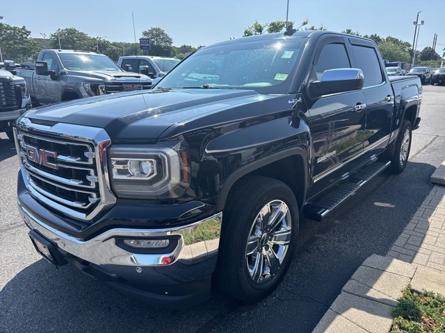 2017 Gmc Sierra 1500 SLT photo 3