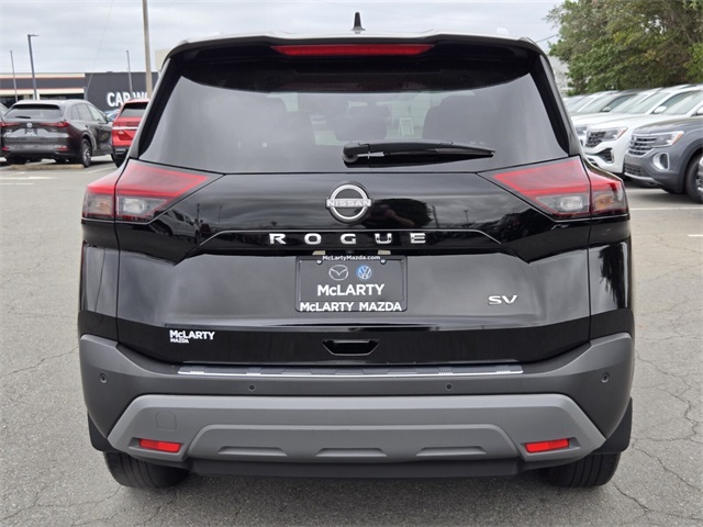 2023 Nissan Rogue SV photo 4