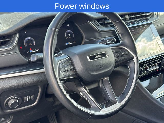 2021 Jeep Grand Cherokee Laredo photo 13