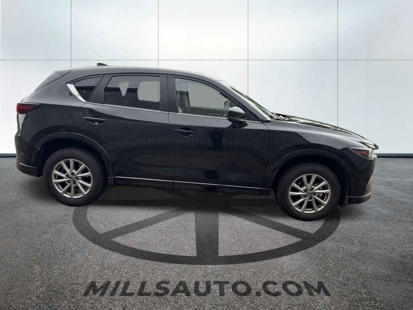 2025 Mazda CX-5 2.5 S Preferred photo 3