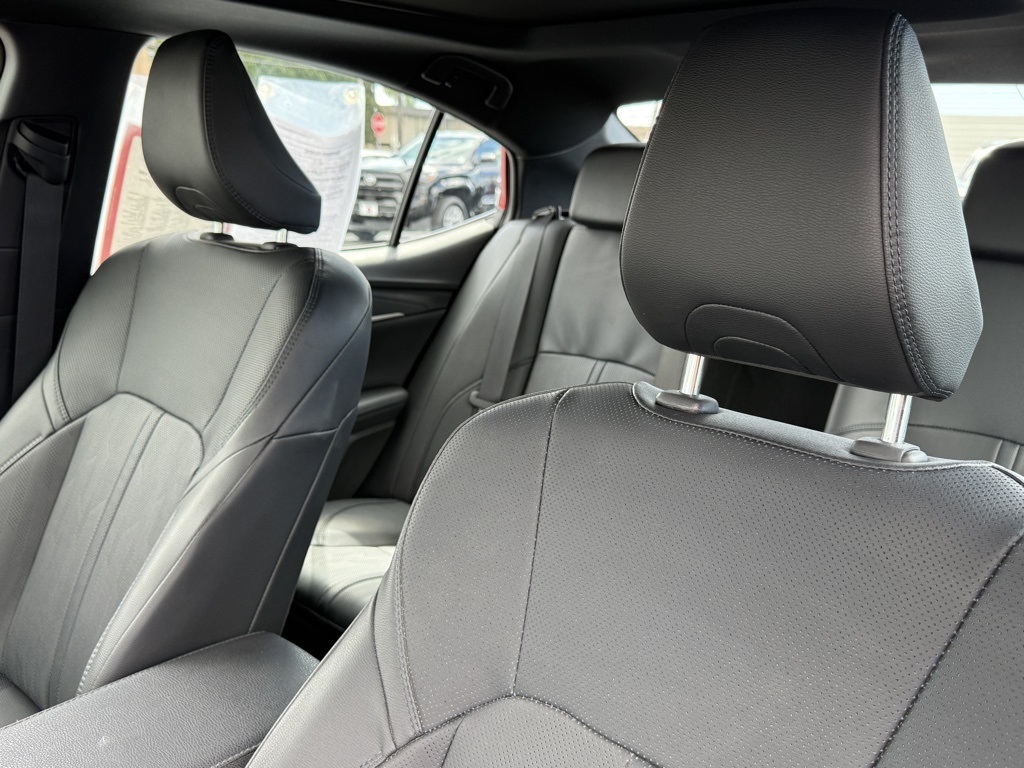 2025 Toyota Camry XSE photo 16