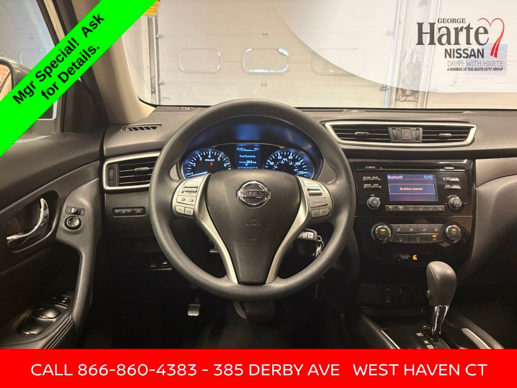 2015 Nissan Rogue S photo 14