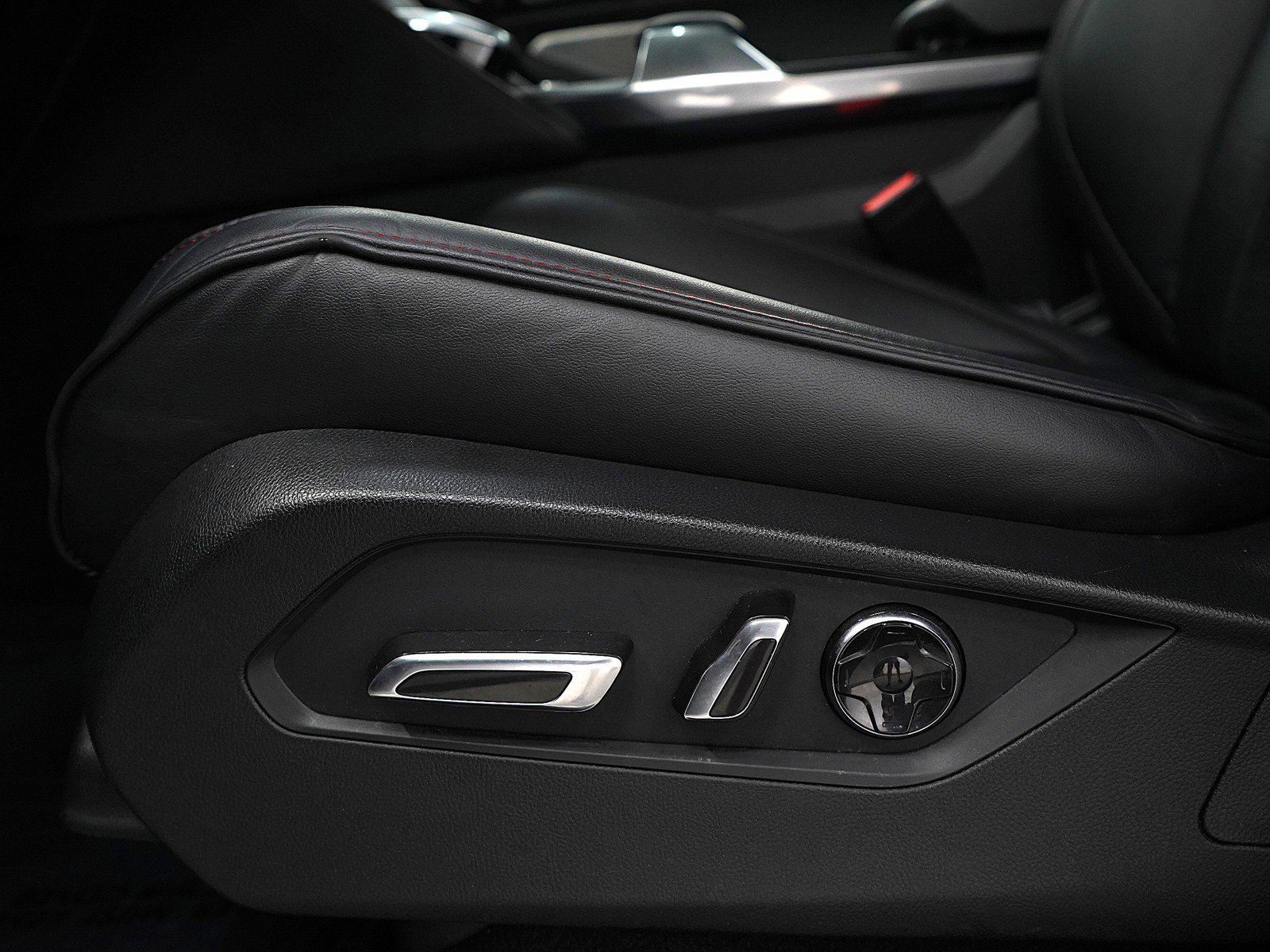 2022 Acura MDX SH-AWD A-Spec photo 23