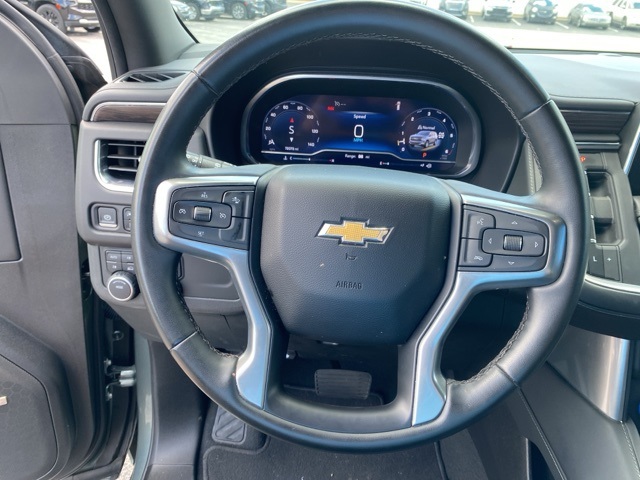 2023 Chevrolet Suburban LT photo 19