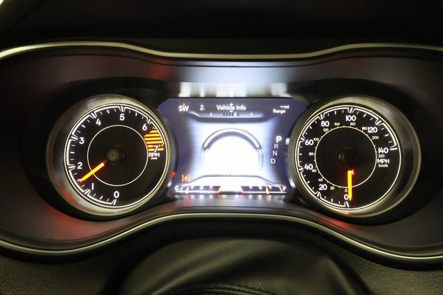 2023 Jeep Cherokee Altitude Lux photo 10