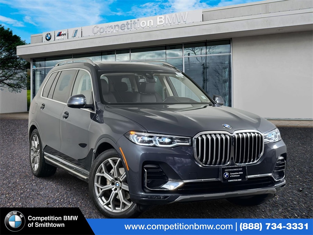 2022 BMW X7 40i's photo