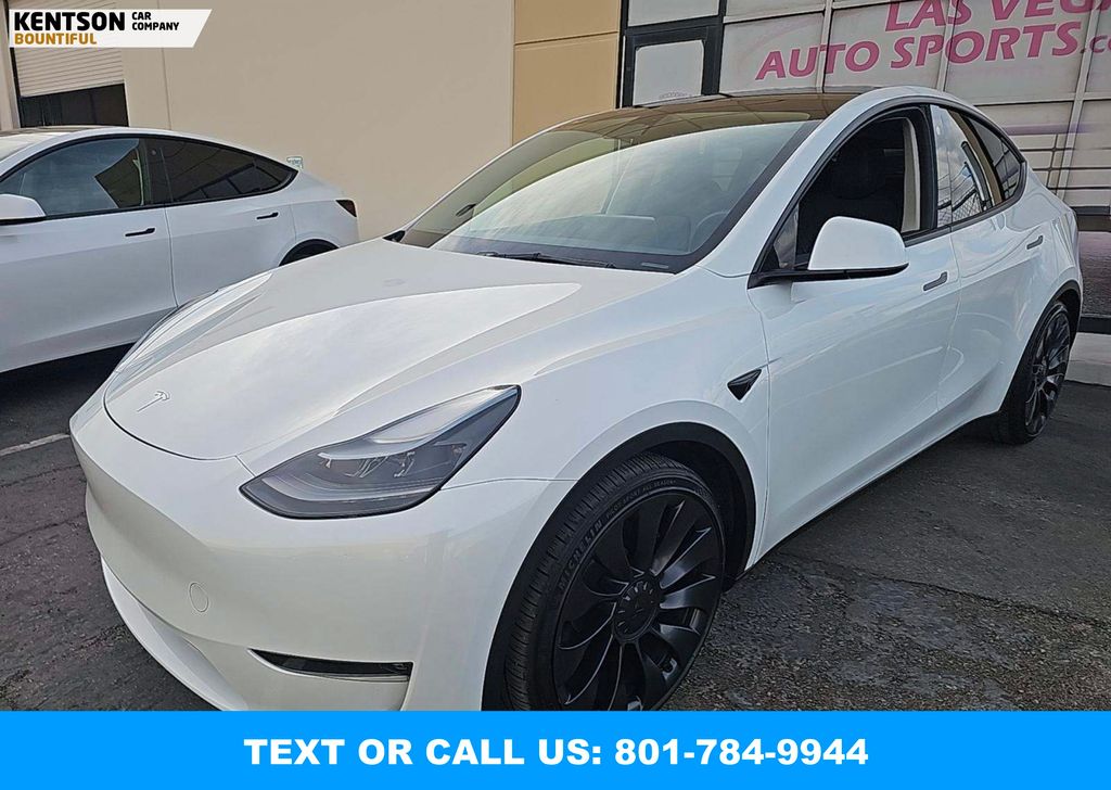 2023 Tesla Model Y Performance's photo