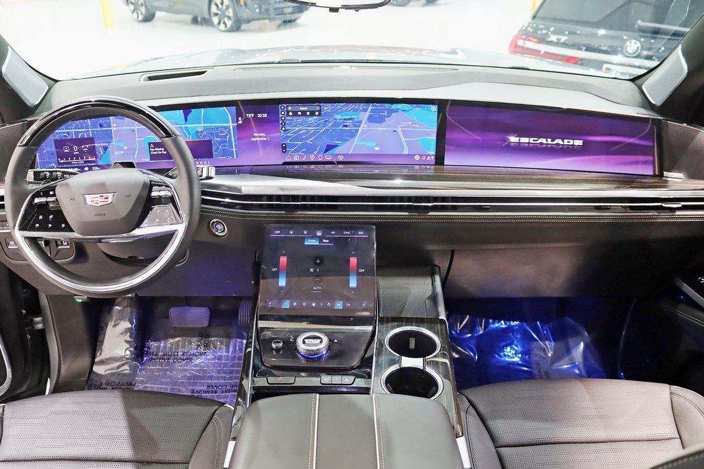 2025 Cadillac Escalade Premium Luxury photo 15
