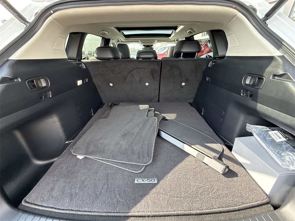 2025 Mazda CX-50 2.5 S Premium photo 24