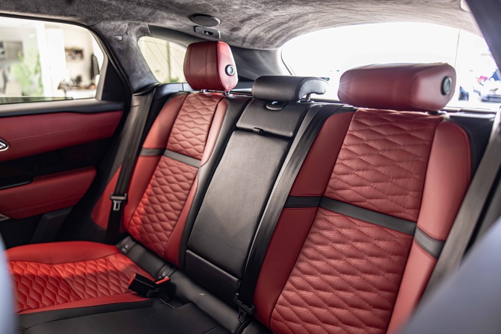 2020 LAND ROVER RANGE ROVER VELAR - Image 33