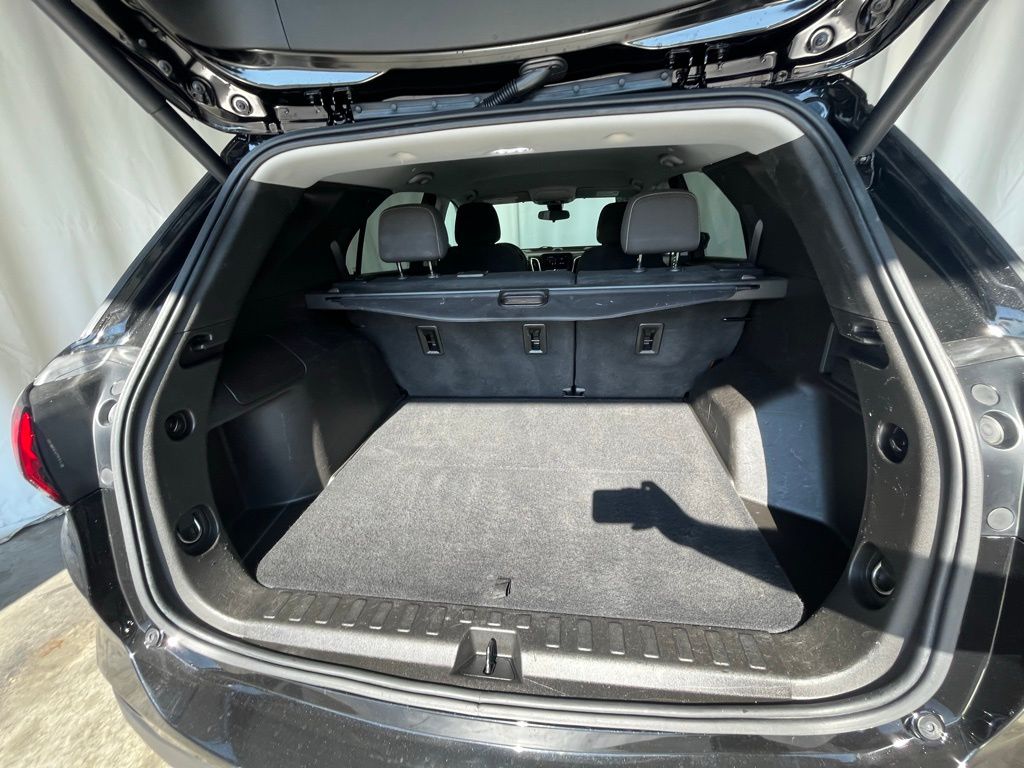 2022 Chevrolet Equinox LT photo 25