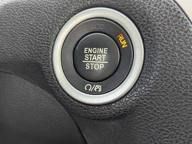 2022 Chrysler 300 Touring photo 16
