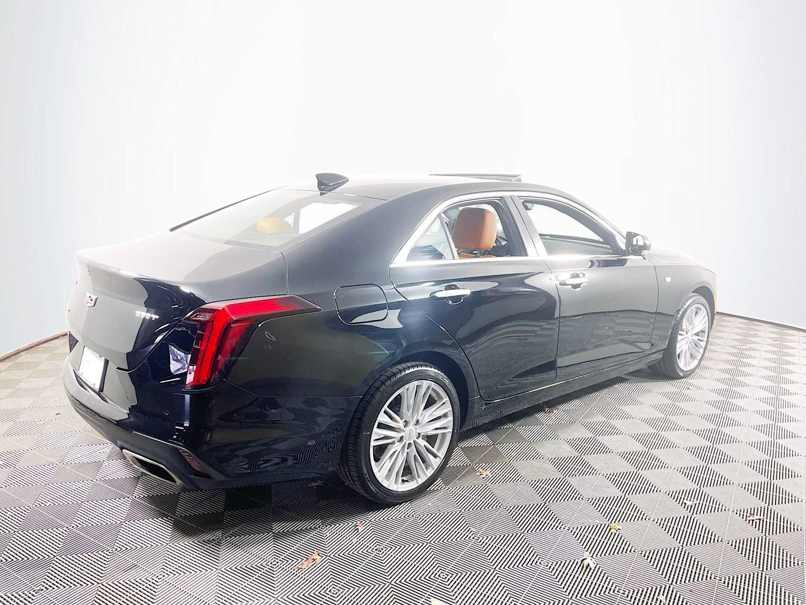 2025 Cadillac CT4 Premium Luxury photo 2