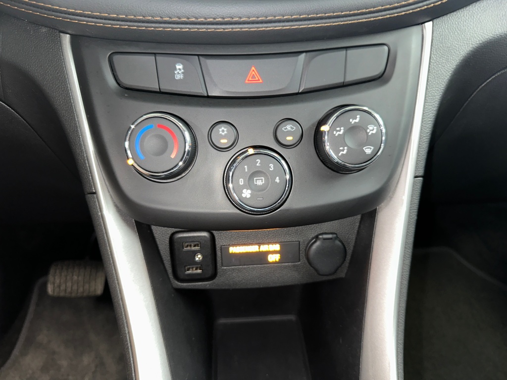 2022 Chevrolet Trax LT photo 13