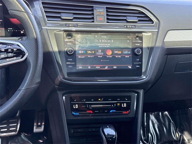 2023 Volkswagen Tiguan SE R-Line Black photo 3
