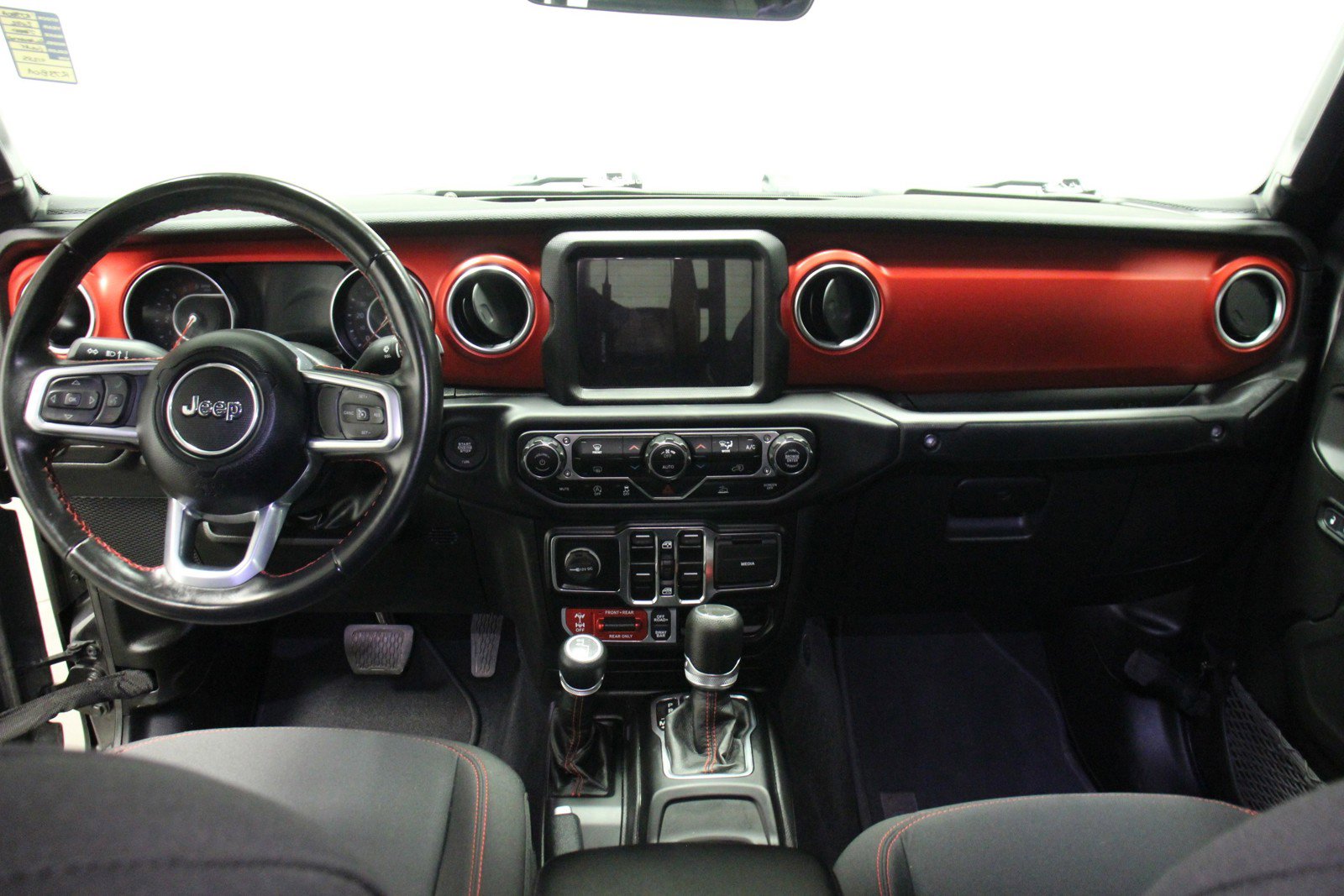 2022 Jeep Gladiator Rubicon photo 18