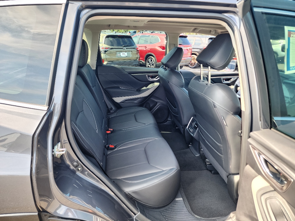 2023 Subaru Forester Limited photo 23