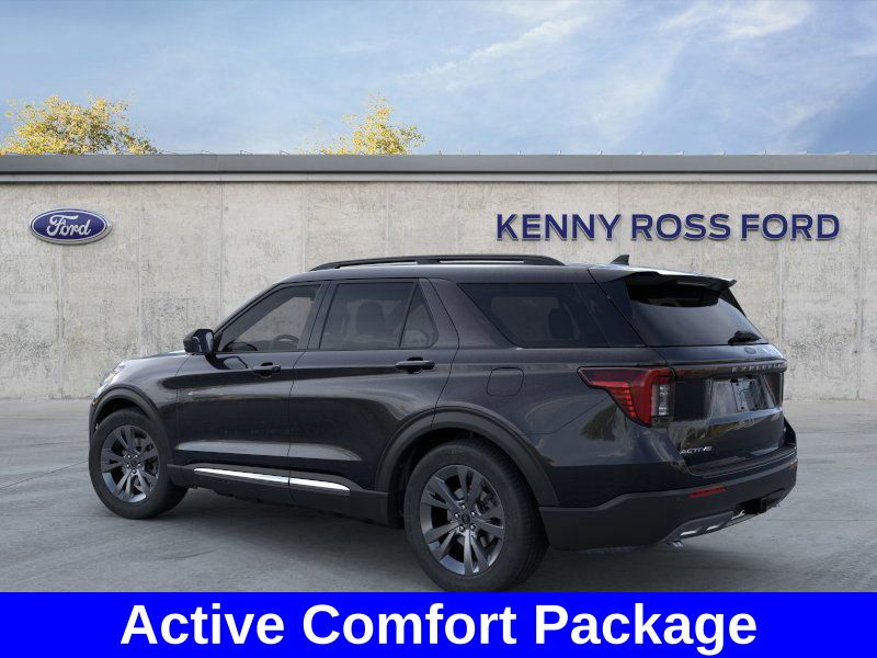 2025 Ford Explorer photo 4