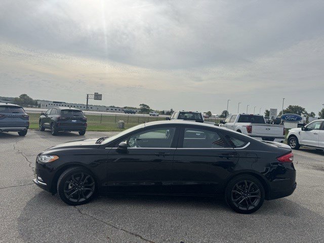 2018 Ford Fusion S photo 3