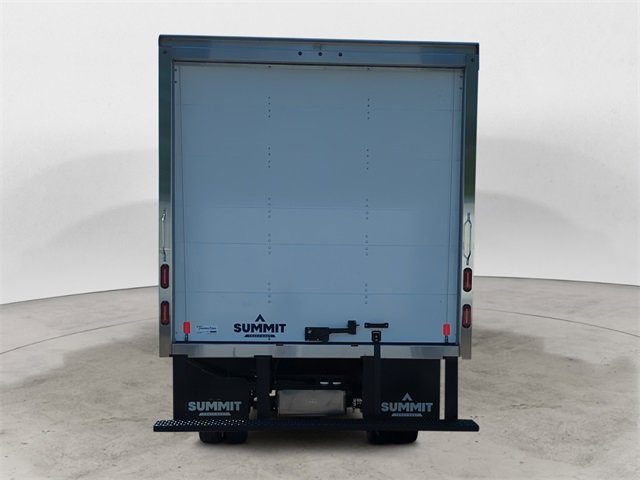 2025 Chevrolet Silverado photo 4