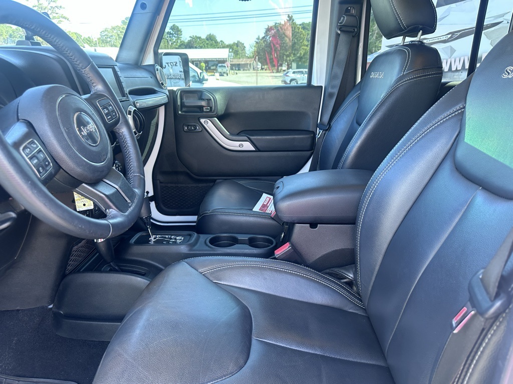 2018 Jeep Wrangler Unlimited Sahara photo 3