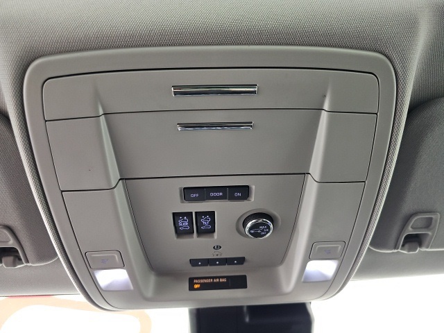 2020 Gmc Yukon XL SLT photo 23