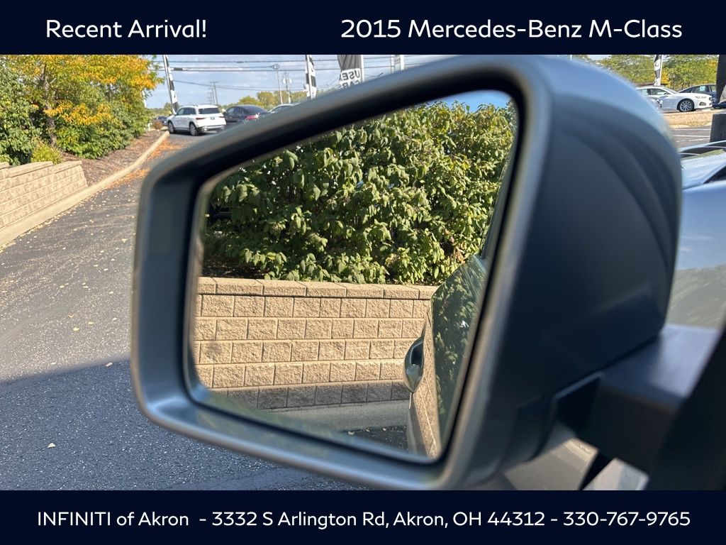 2015 Mercedes Benz ML 350 4MATIC photo 4