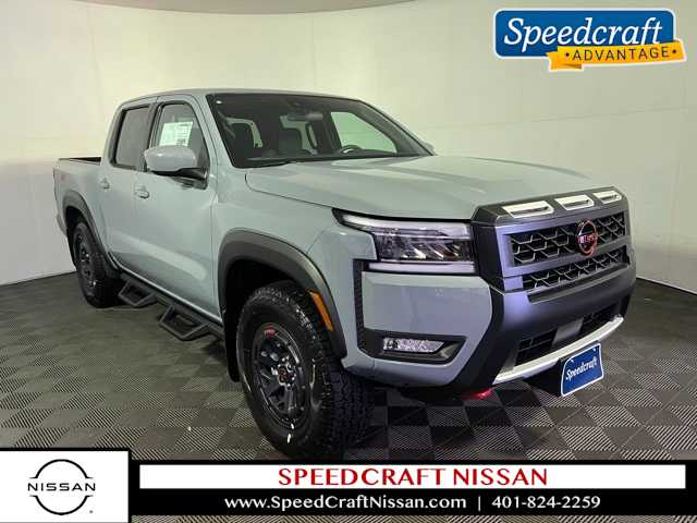 2025 Nissan Frontier PRO-4X's photo