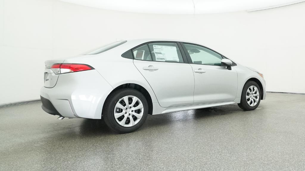 2025 Toyota Corolla LE photo 21