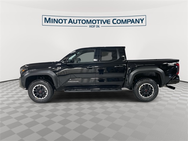 2025 Toyota Tacoma TRD Off-Road photo 2