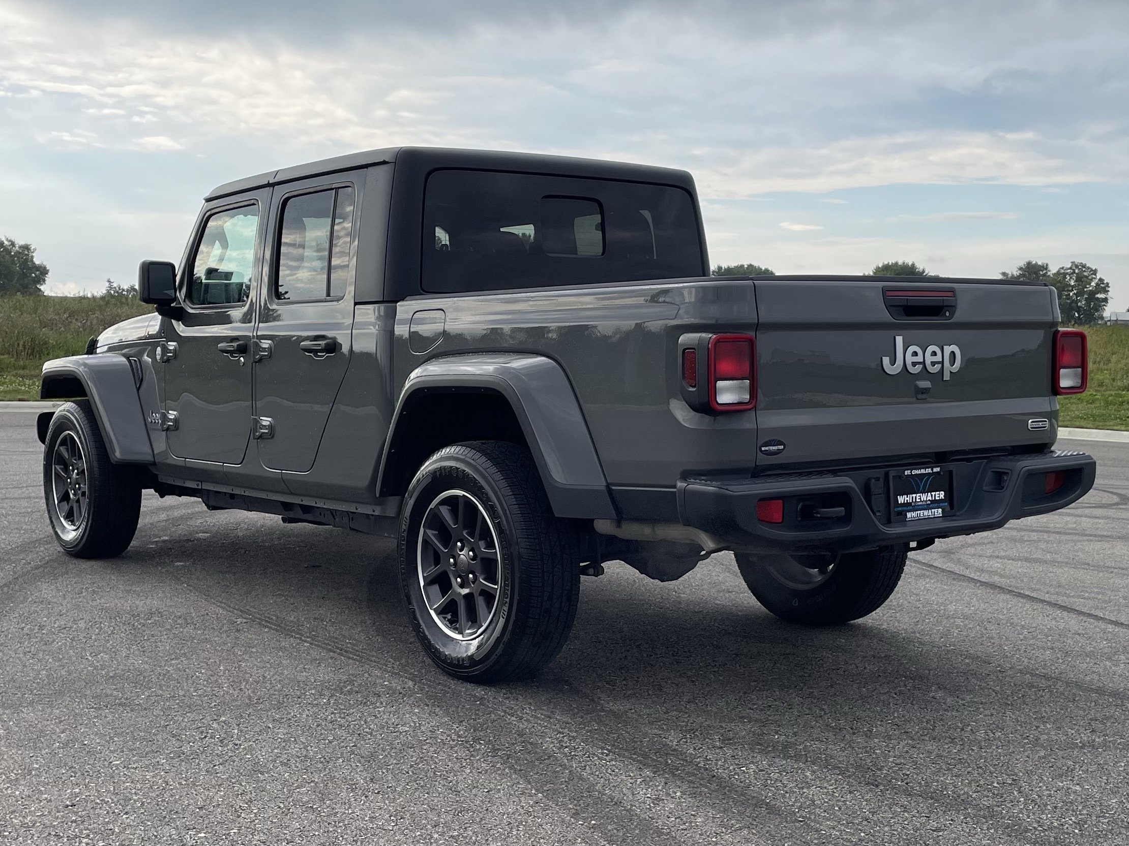 2023 Jeep Gladiator Overland photo 7