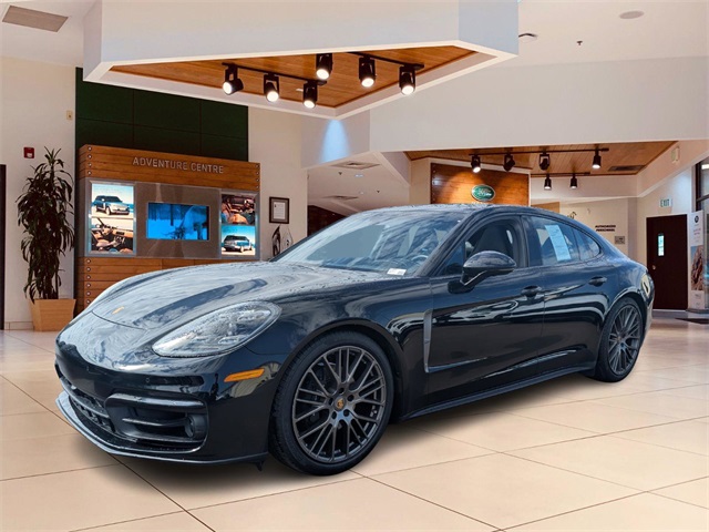 2022 Porsche Panamera