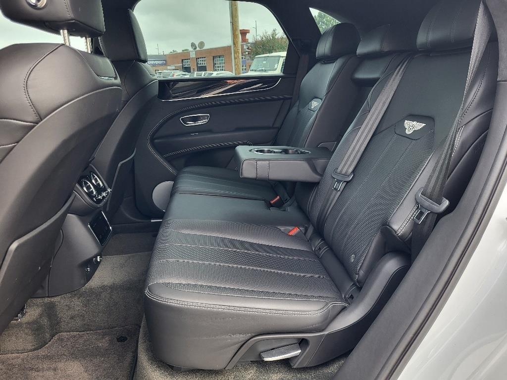 2021 Bentley Bentayga V8 photo 29
