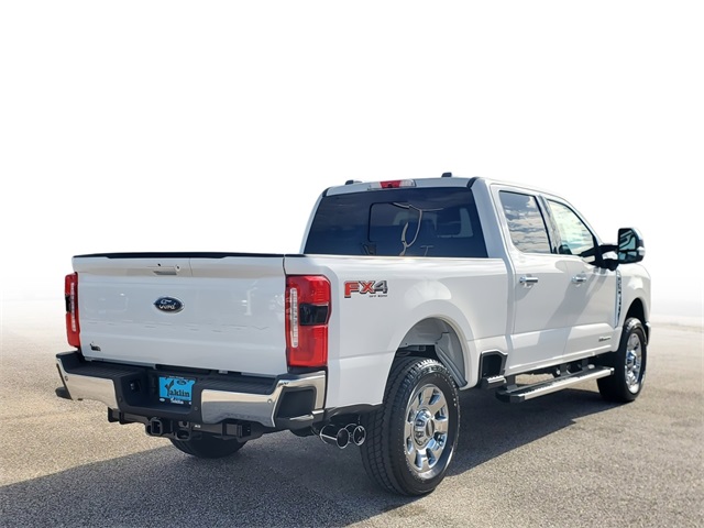 2025 Ford F-250 Lariat photo 4