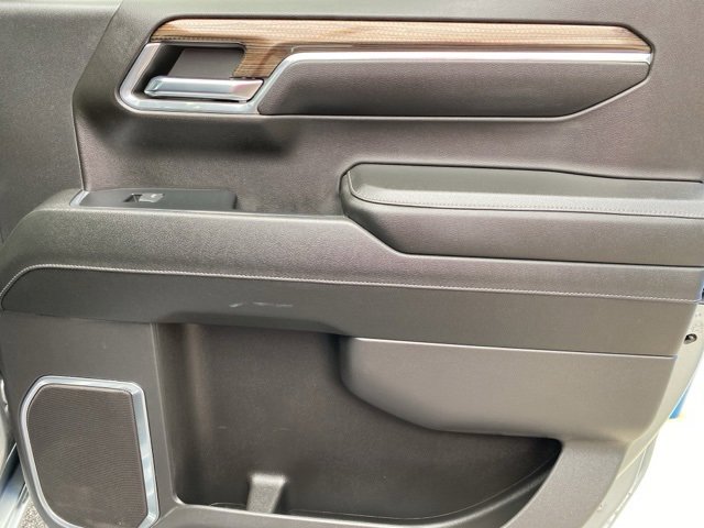 2023 Chevrolet Silverado 1500 RST photo 29