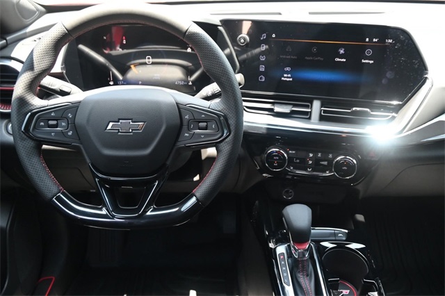 2025 Chevrolet Trax photo 9