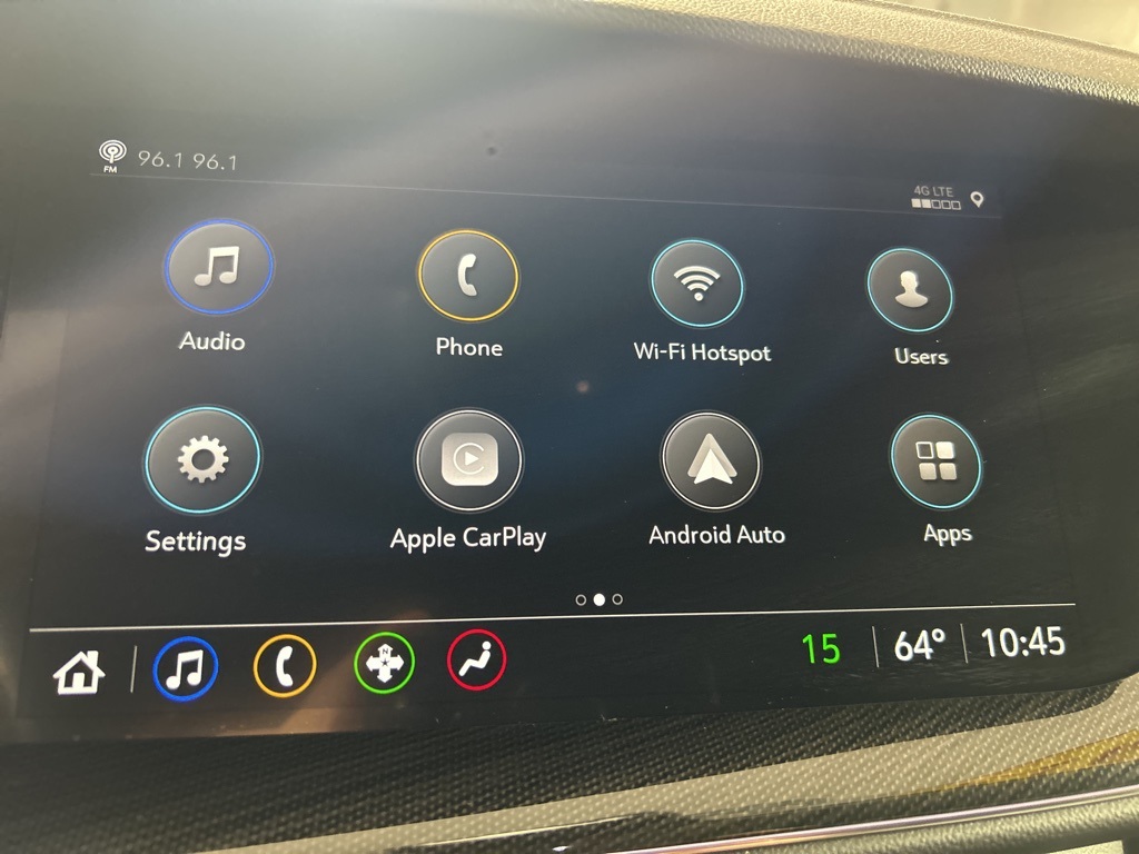 2023 Buick Envision Essence photo 4