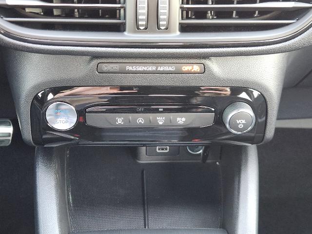 2024 Ford Escape ST-Line photo 16