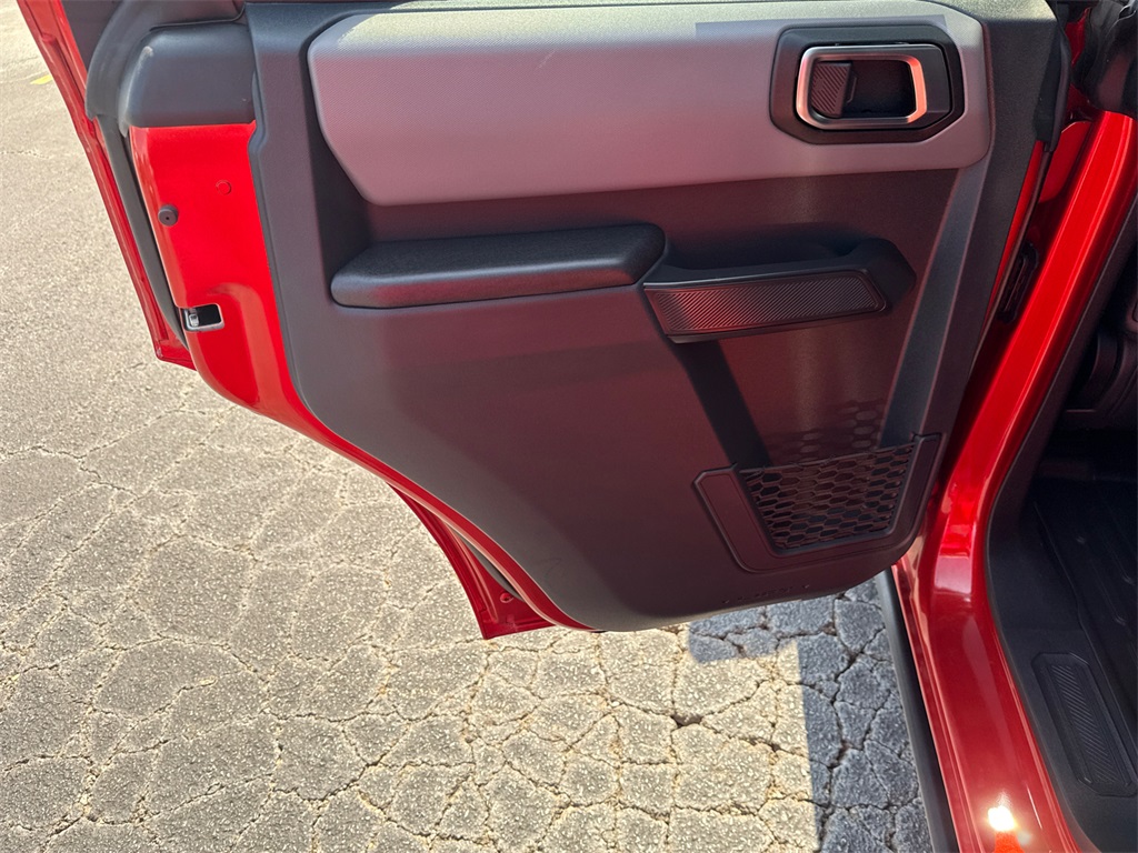 2024 Ford Bronco Black Diamond photo 19