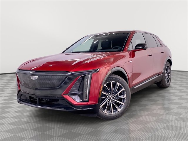 2025 Cadillac LYRIQ Sport 2's photo
