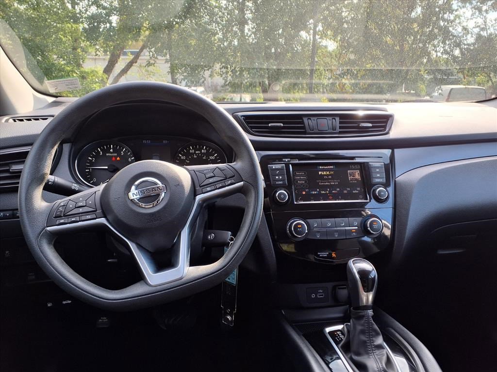 2019 Nissan Rogue Sport S photo 13